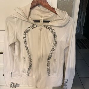 Used Lululemon jacket white